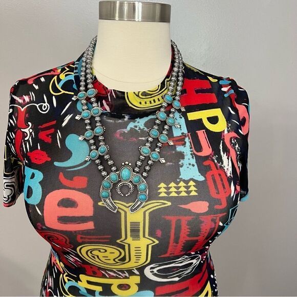 Sheer mock turtleneck short sleeve alphabet graphic print bodysuit - 1X‎ - Picture 4 of 12